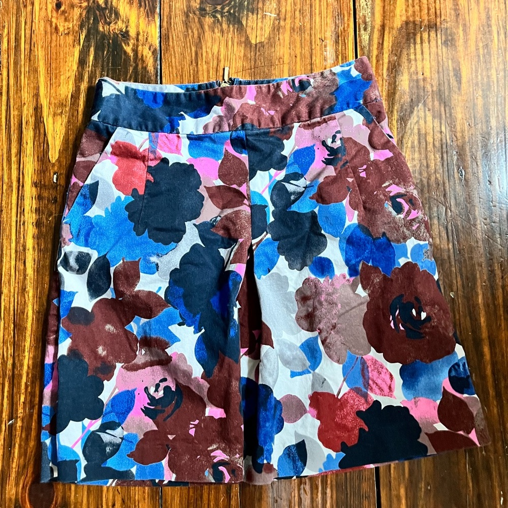Express Design Studio floral skirt size 2